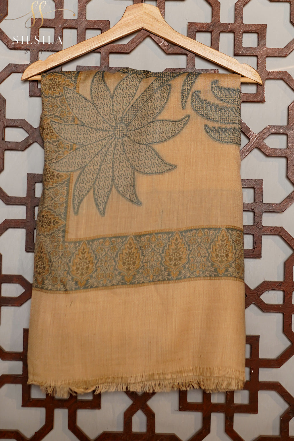 Sandstone Heritage Winter Shawl