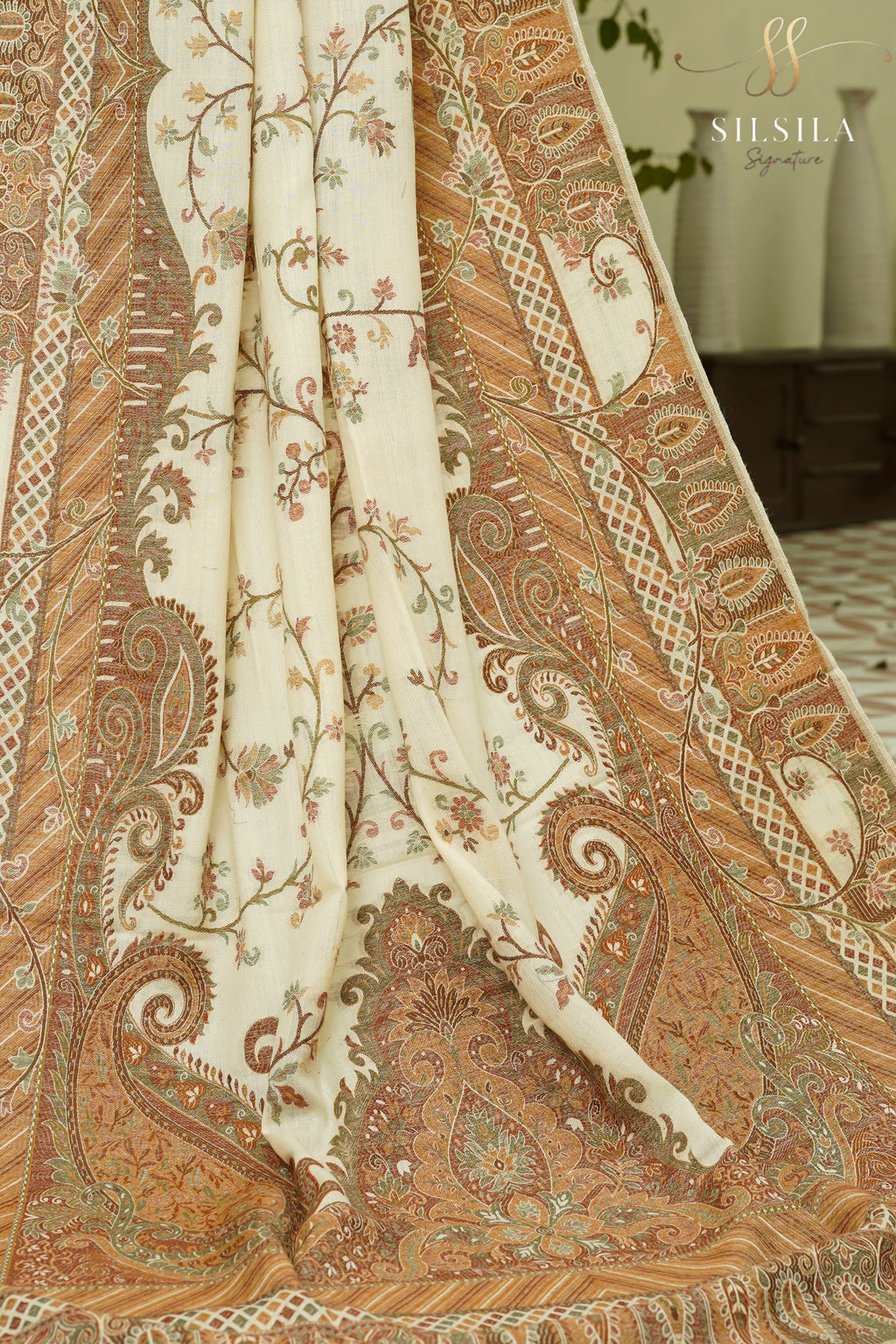 Ivory Paisley Winter Shawl