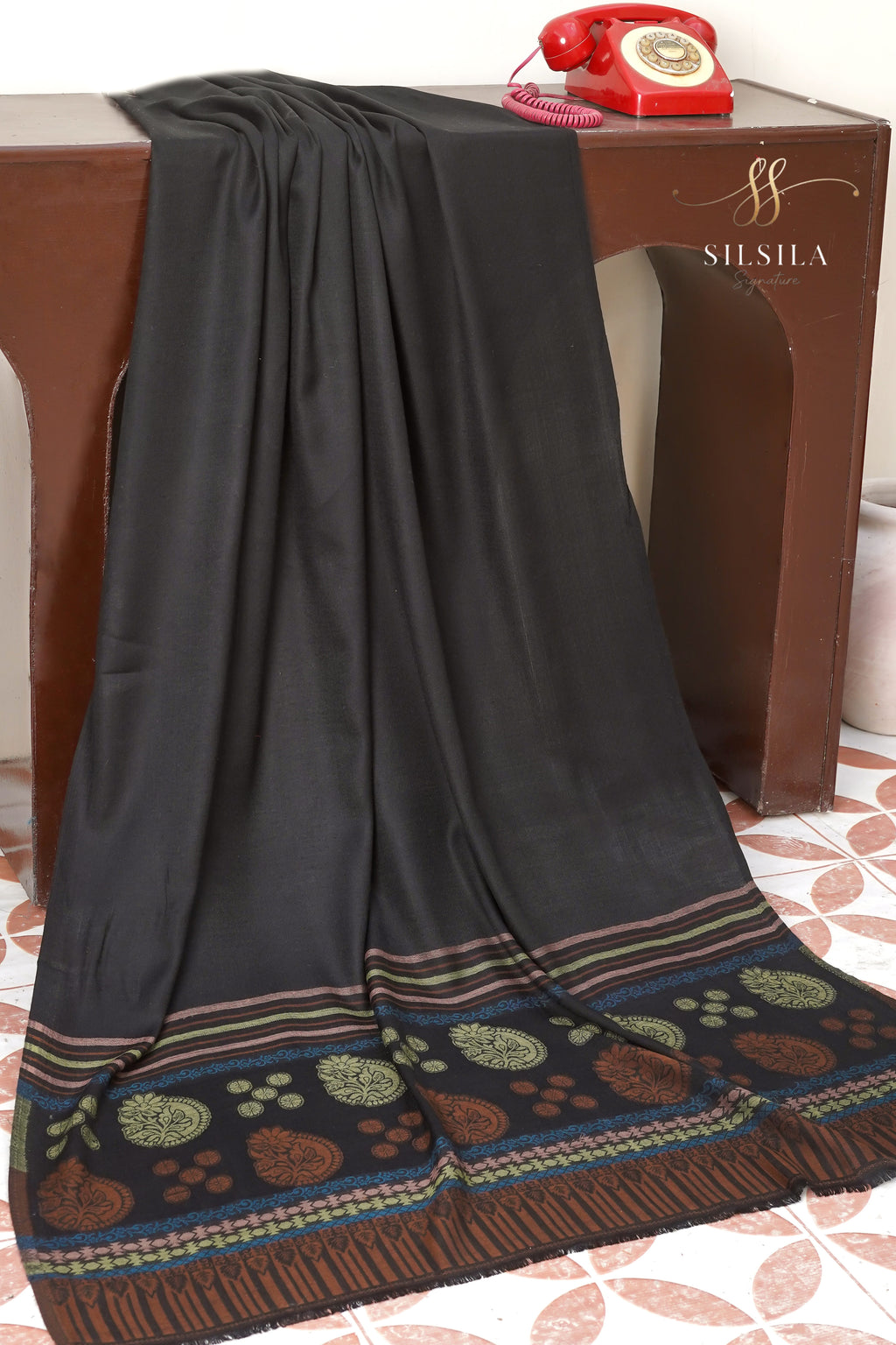 Black Rangrez Border Winter Shawl