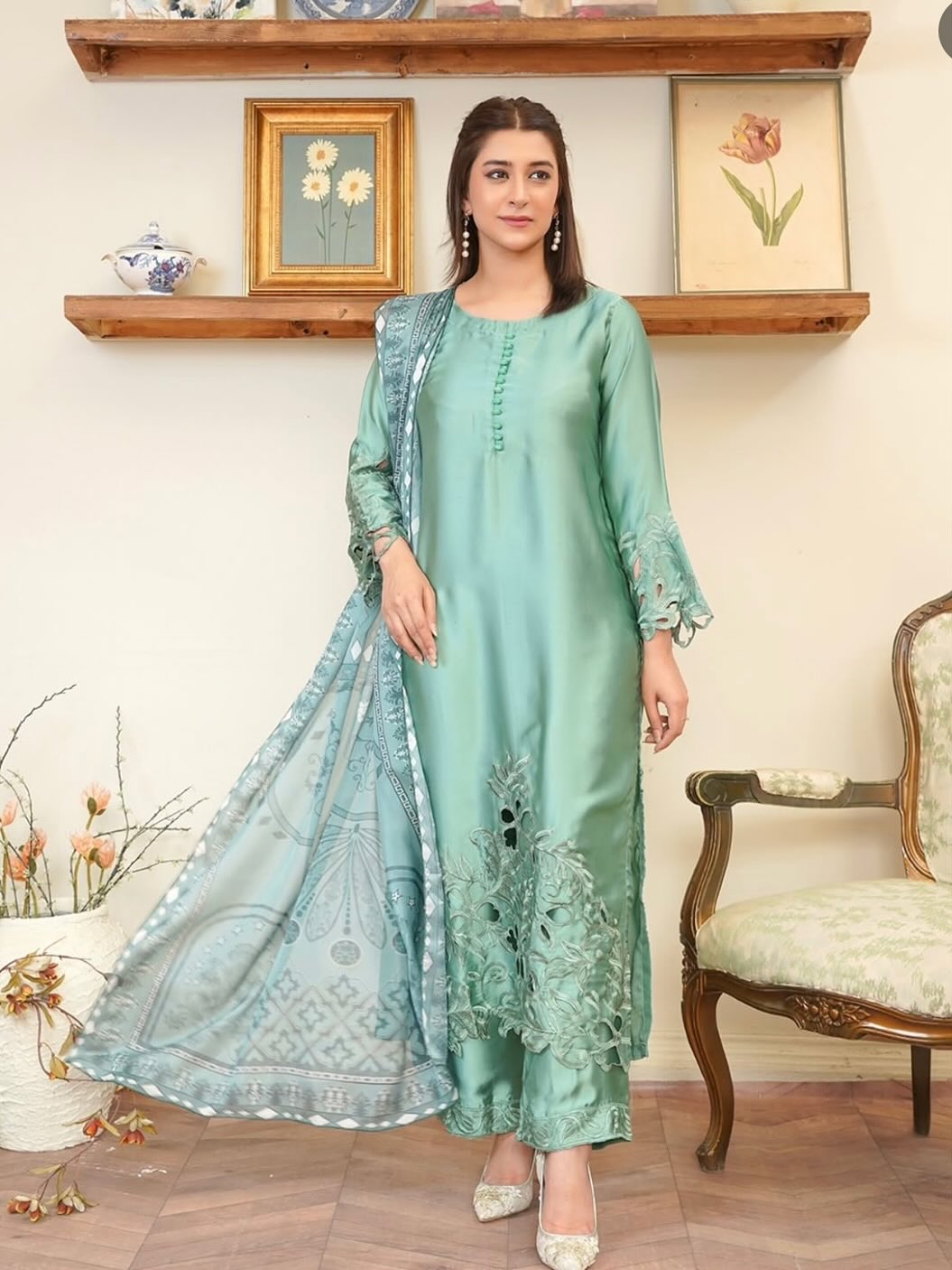 Noor Silk