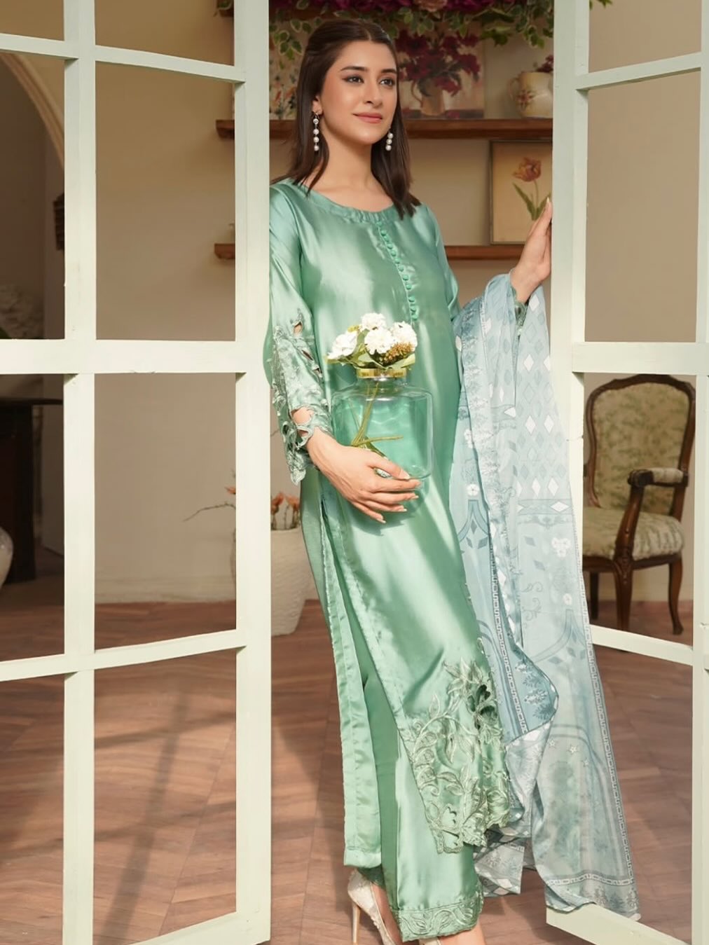 Noor Silk