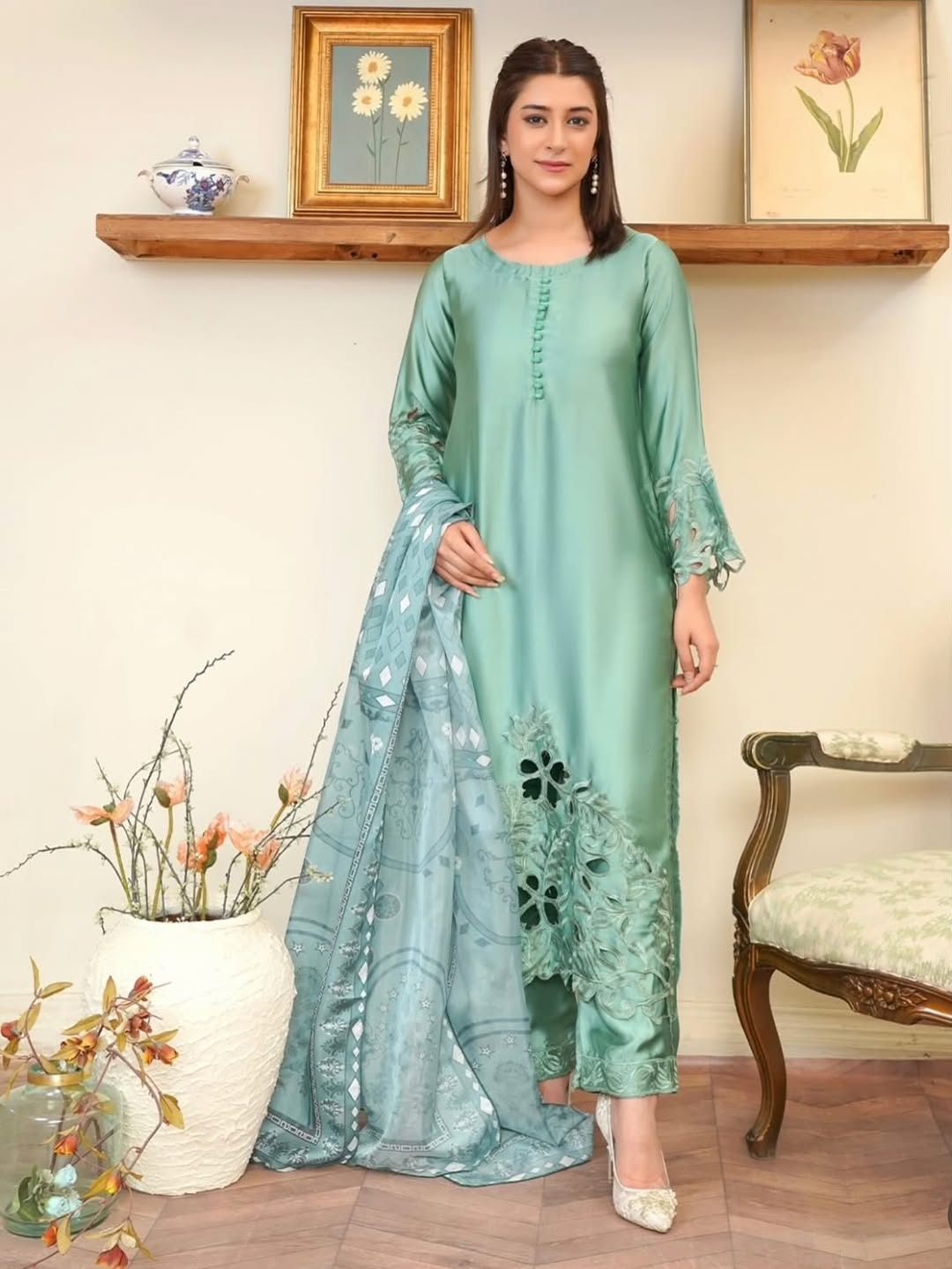 Noor Silk